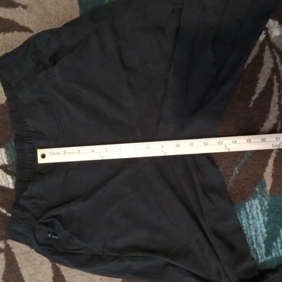 Athleta Brooklyn Textured Jogger in Black High Rise Gorpcore Outdoor Womens 8 - Picture 8 of 11